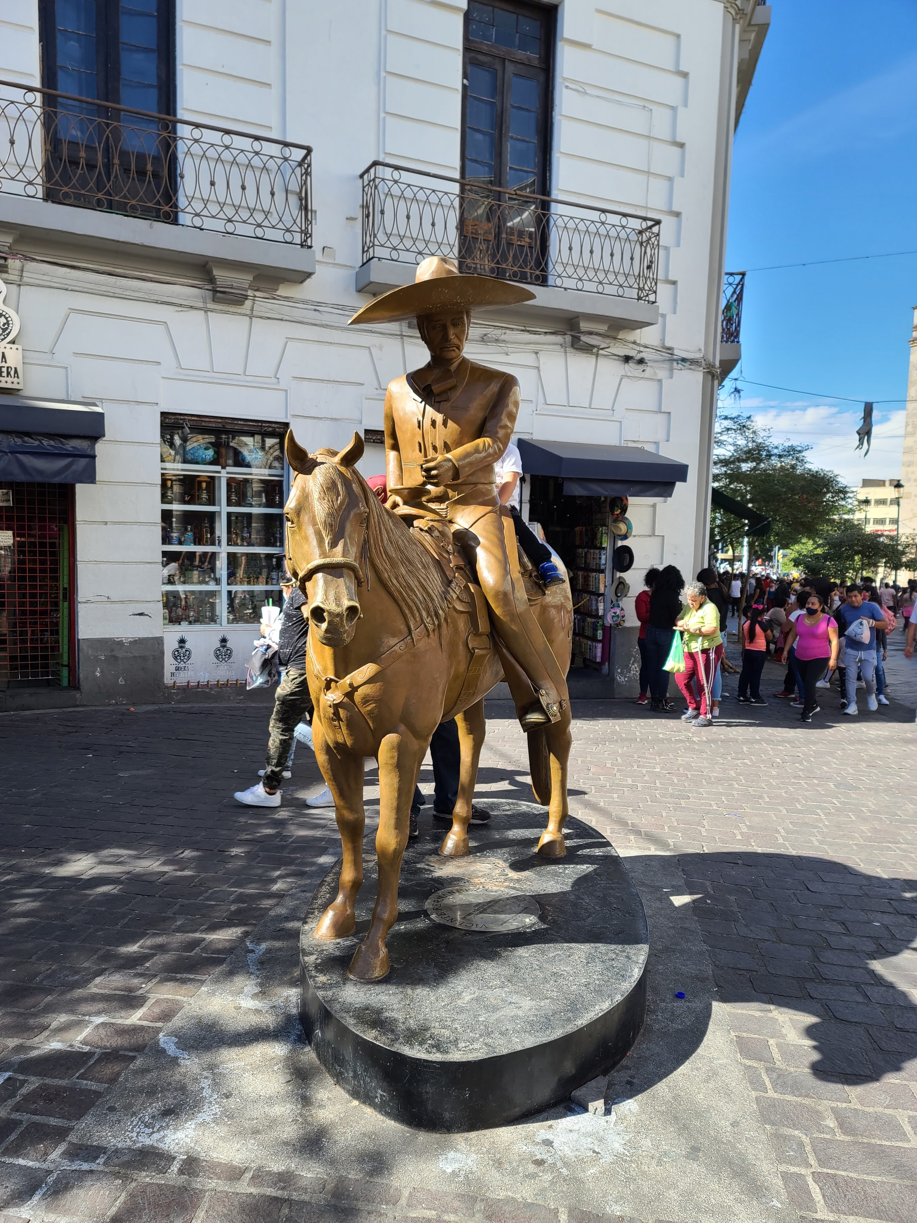 Mariachi musicians
